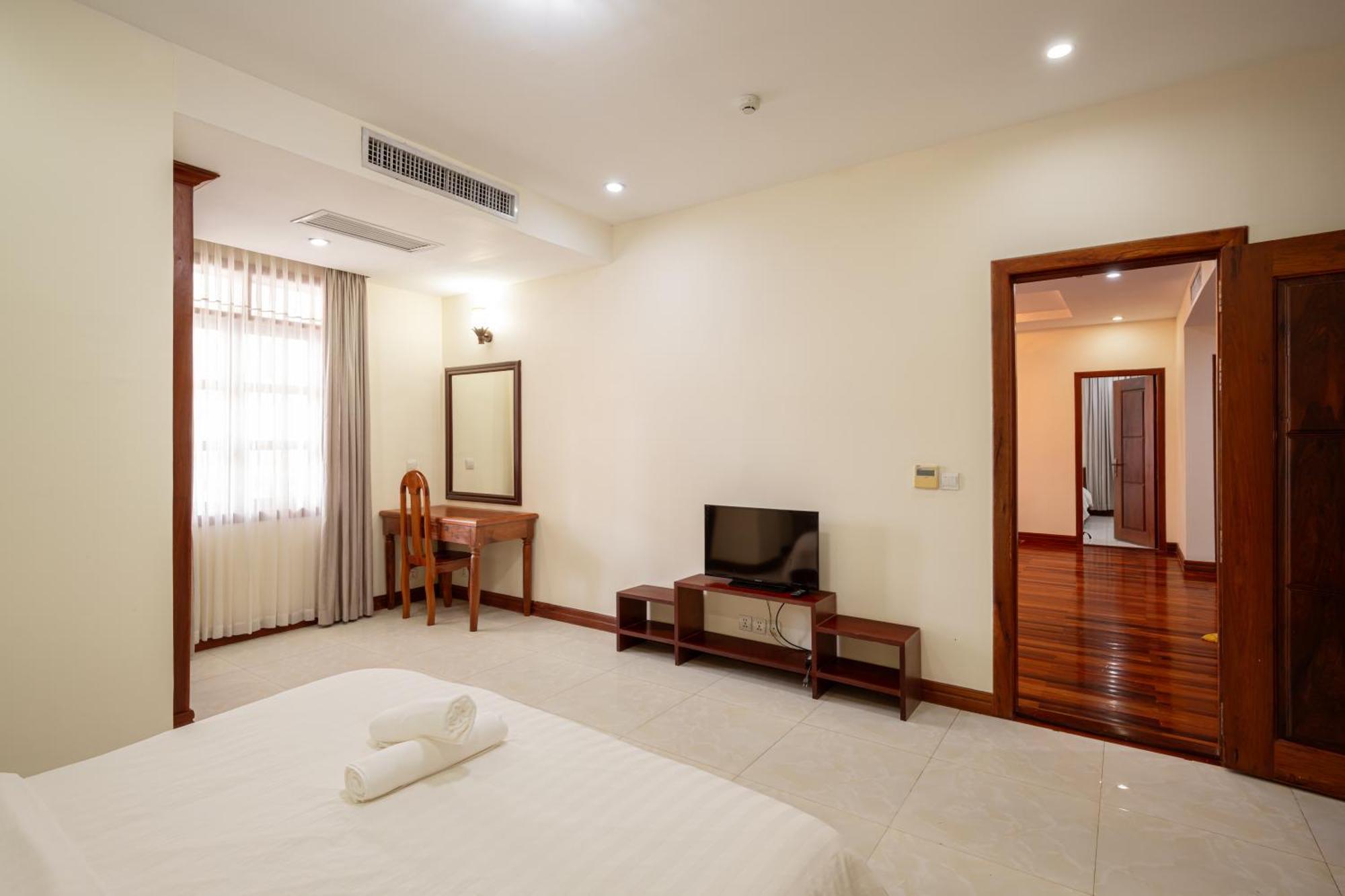 E&V Apartment Phnom Penh Esterno foto