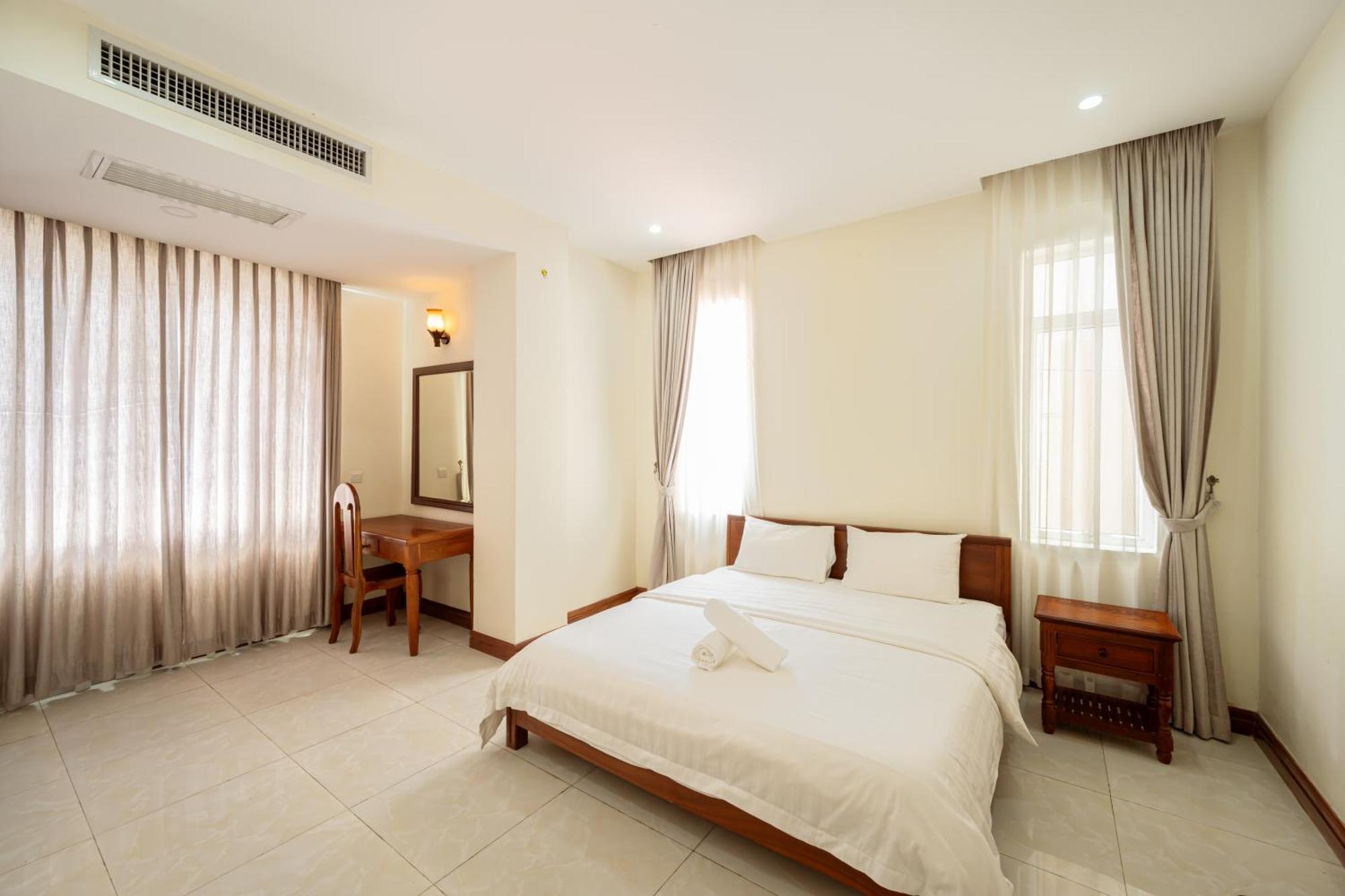E&V Apartment Phnom Penh Esterno foto